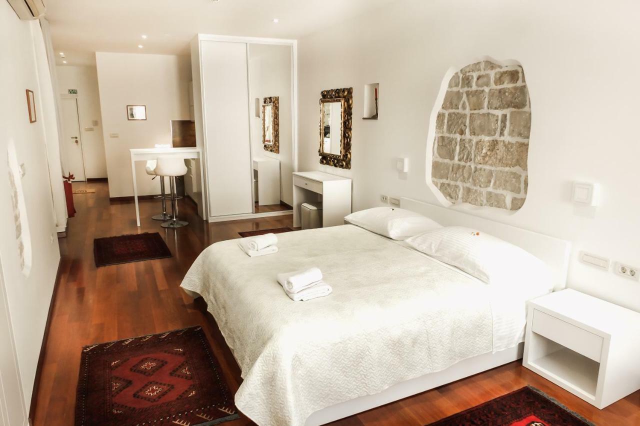 Old Square Studio Apartment سبليت المظهر الخارجي الصورة