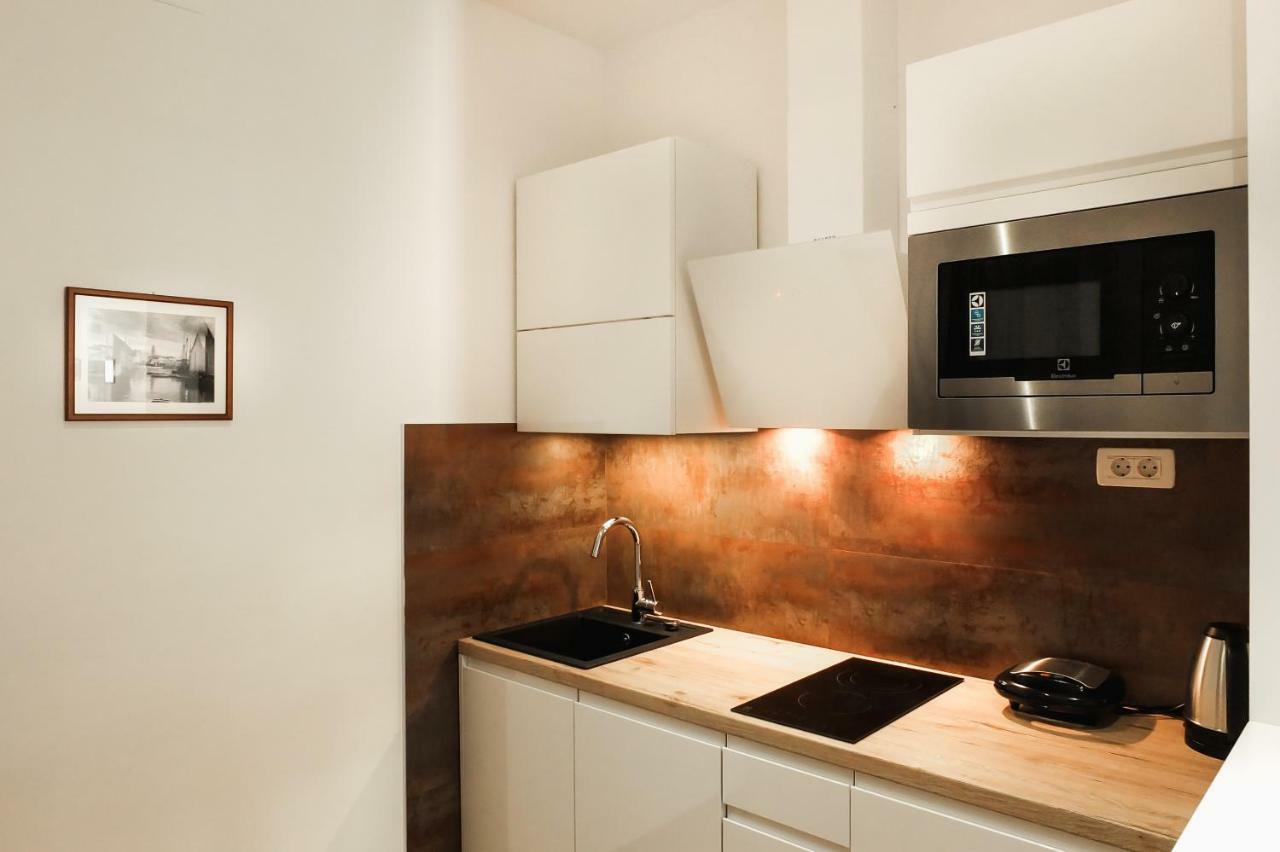 Old Square Studio Apartment سبليت المظهر الخارجي الصورة